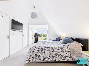 Bedroom- click for photo gallery
